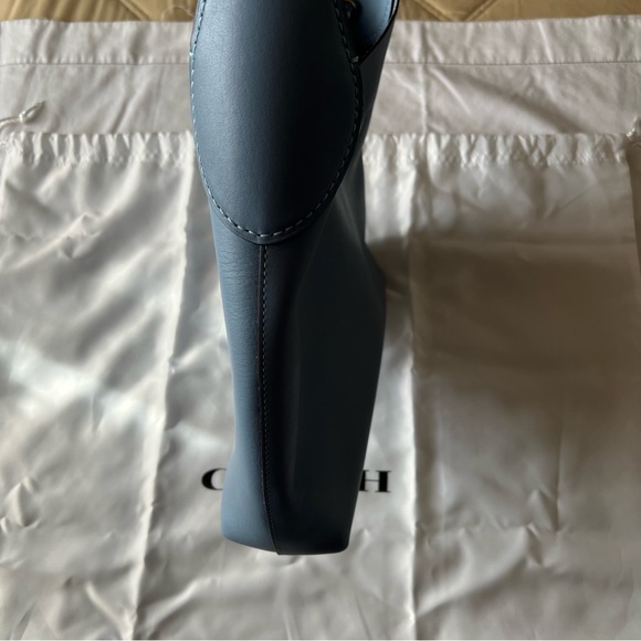 Coach Brooklyn 28 Shoulder Bag in Bluebell - Picture 6 of 16